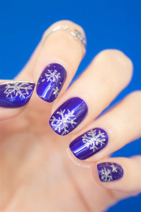 Snowflake Nails How To