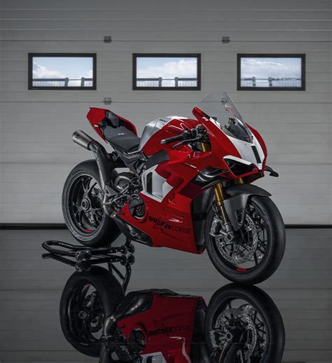 Ducati Panigale V R Specs Features Photos Honda Nc Forum