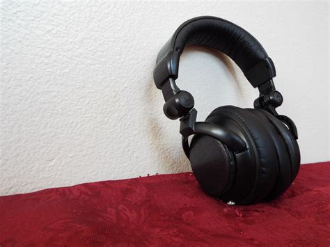 My modded/painted Tascam TH-02 : r/headphones