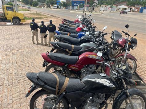 PRF recolhe motocicletas e autua condutores durante fiscalização em