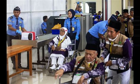 50 Pemulangan Jemaah Haji Oleh Garuda Indonesiia Terlambat