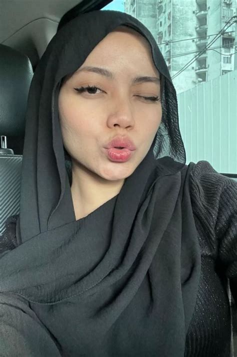 Tudung Hot On Tumblr