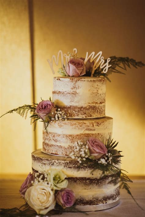 12 Charming Semi Naked Cakes Artofit