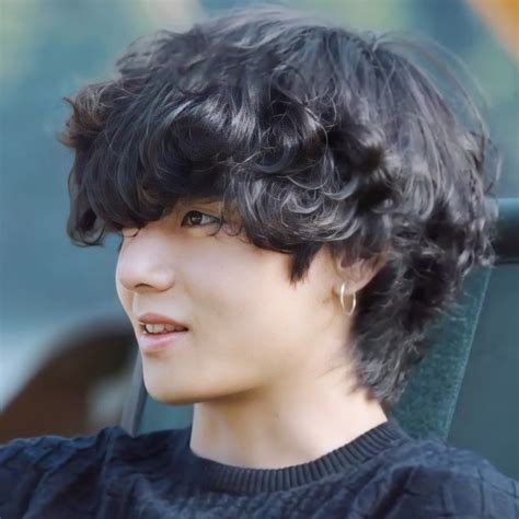 Taehyung Perm Is So Fluffy Gaya Rambut Pria Gaya Rambut Rambut Pria