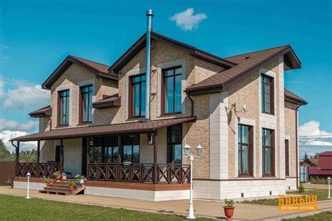 Частный дом - Красивый светлый дом с большими окнами