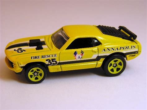 Hot Wheels 70 Ford Mustang Mach 1