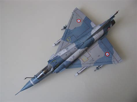 hobby model mirage    scale galerie kartonbaude
