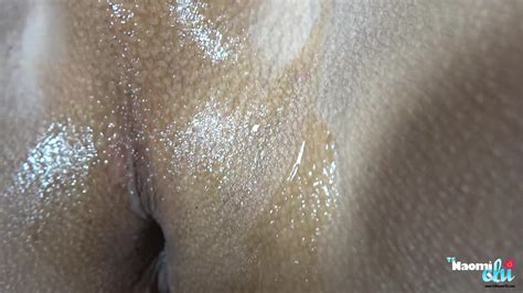 Getting Her Huge Dildo Into Her Tranny Ass Hole Ashemaletube