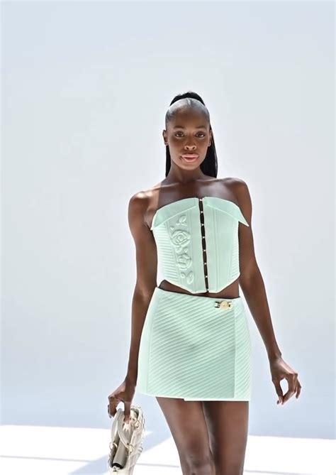 That Exotic Jet Set Babe Fashion Look Slaylebrity