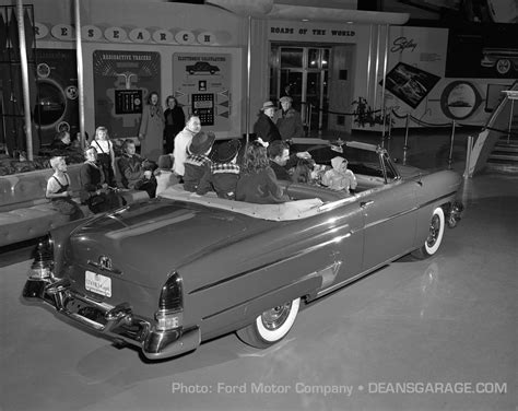 The Ford Rotunda Deans Garage
