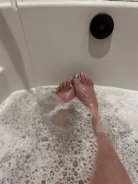My Pretty White Toes Nudes Feet NSFW NUDE PICS ORG