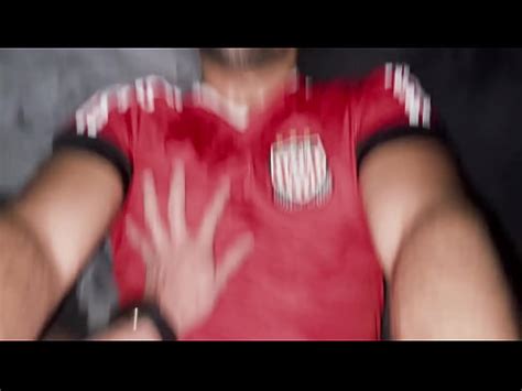 Dois caras entram no meu quarto de hotel sem permissão e me fodem cu FULL ON RED XVIDEOS