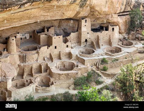 Cliff Palace, ancient Anasazi pueblo dwellings, Mesa Verde National ...