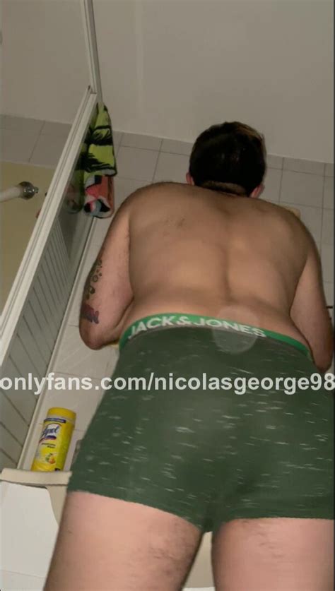 Shaving Ass With FARTS ThisVid