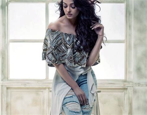 Aishwarya Rai Bachchan Posing For A Smouldering Hot Shoots