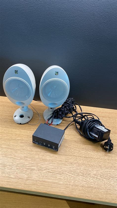 KEF KEF Ci 400 Mükemmel Ses Sistemi ve Amfi - KEF Ci400 / Extron MPA 152