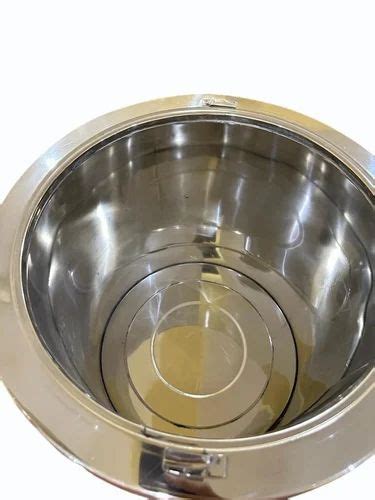 Stainless Steel Hot Pot For Hotel Restaurant Capacity Lit To Lit At Rs Piece In Rajkot