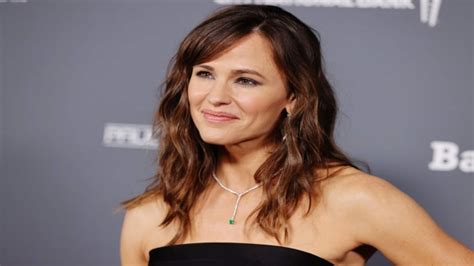 what is the net worth of jennifer garner