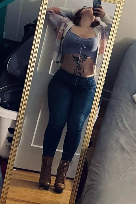 You Seriously Cant Handle These Curves Nudes Slimthick Nude Pics Org