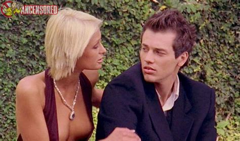 Naked Paris Hilton In The Hillz