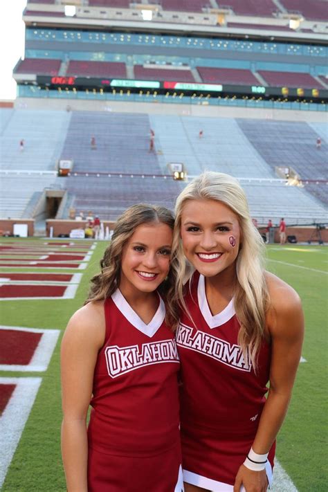 Pin By A BM On Cheerleaders Cheerleading Outfits Hot Cheerleaders