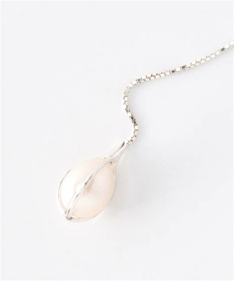 Mature Frameworkマチュール フレームワークのKNOBBLY パールドロップピアス ピアス片耳用 WEAR