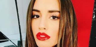 Con sensuales imágenes Lali Espósito se lució en bikini Tecache cl