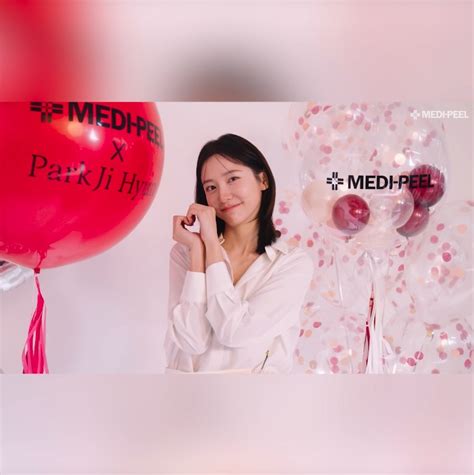 #medipeel #모델 #첫촬영 #성공적 ⠀ 모든 분들이 궁금해하셨던 메디필의 새로운 모델은! ⠀ 💗우.유.빛.깔.박.지.현💗 ...