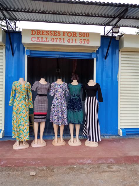 What services are available in the Ng20 8ry area today for families 15