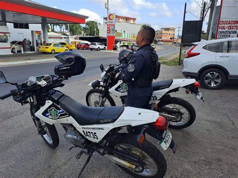 Policía Nacional On Twitter Unidades Policiales Continúan Realizando Acciones Preventivas En