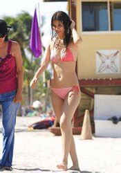 Victoria Justice Bathing Suit ZB Porn