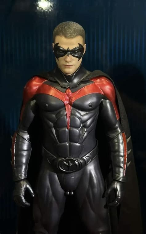 Hot Toys Batman Robin Batman Robin Collectible Figures Page Collector Freaks