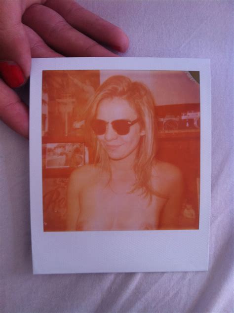 Naked Renata Gaspar Added By Lobezno