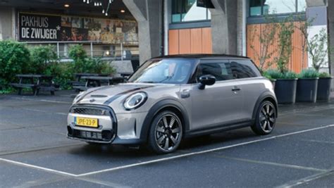 Mini Cooper S Door Review