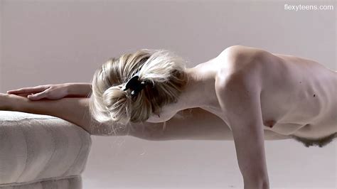 Free Naked Hairy Porn Videos XHamster