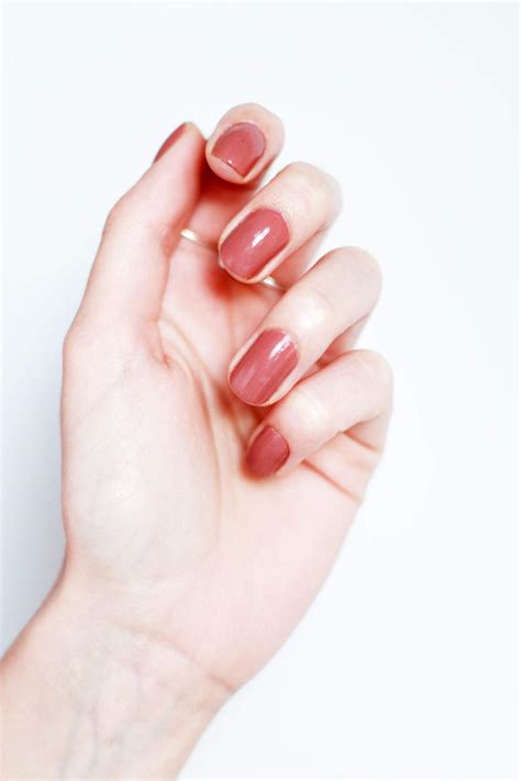 An Ode To Nude Nails The Lovecats Inc
