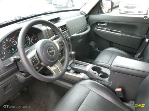 2012 Jeep Liberty Limited 4x4 Interior Color Photos | GTCarLot.com