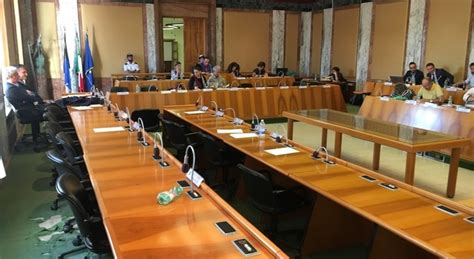 A Latina Aula Consiliare Nuova Di Zecca E Tecnologica Ma Per Ora Inaccessibile