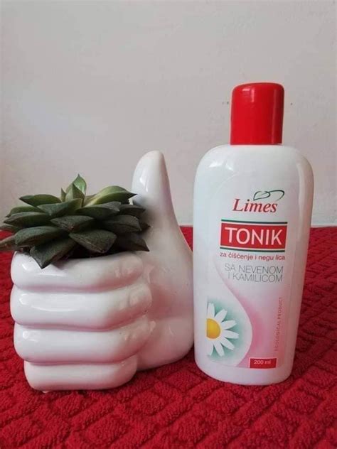 😊🌺🌸 TONIK ZA ČIŠĆENJE LICA😊🌺 KARAKTERISTIKE: Tonik je losion sastavljen ...