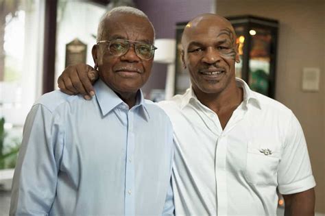 Las Vegas with Trevor McDonald: legendary journalist interviews a pimp ...