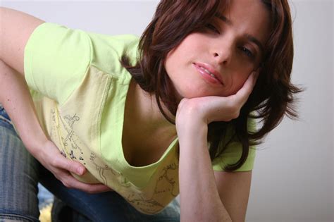 Amateur Model Uncovers Her Great Tits Before Pulling Down Cotton Underwear CoedCherry