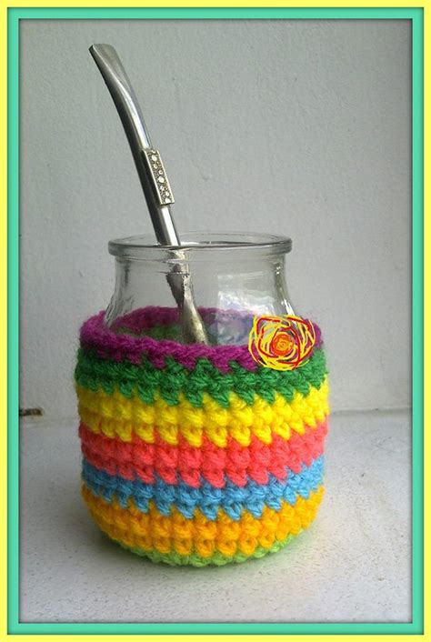 Mate Reutilizando Un Frasco De Vidrio Con Funda Tejida Al Crochet