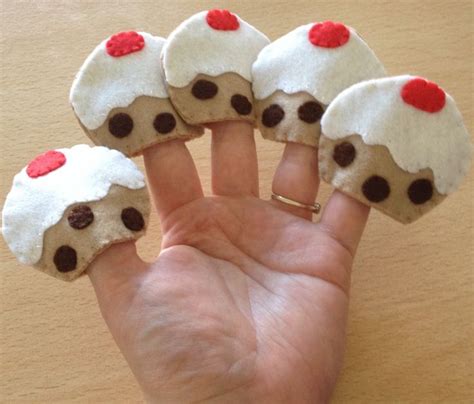 5 Currant Buns Finger Puppet Set Nursery Rhyme Learning Etsy Etsy