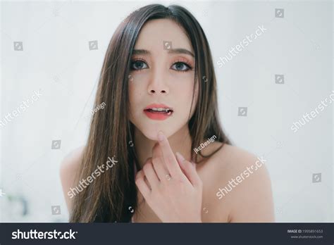 Sexy Beautiful Woman Wearing Pink Lingerie Stock Photo Shutterstock