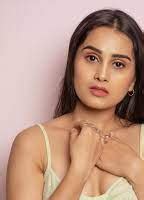 ANUSHKA KAUSHIK Nude AZNude