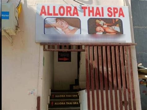 A Sex Racket Was Going On In A Spa In Noida Police Arrested Two Saved Two Girls Lured Them