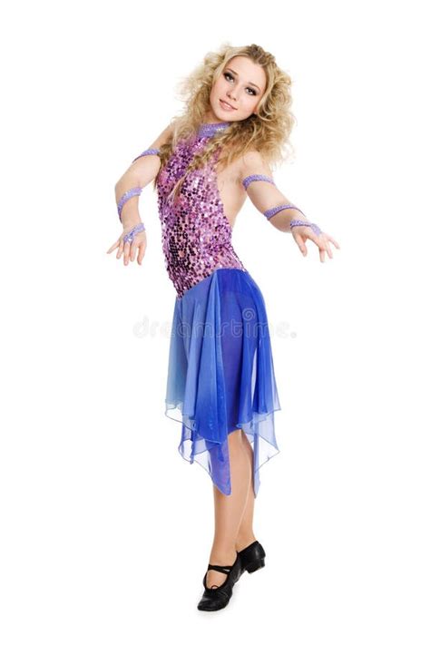 Jeune Danse Blonde De Fille De Verticale Image Stock Image Du Joie Amusement 29492443