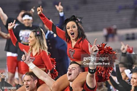 Texas Tech Cheerleaders Photos and Premium High Res Pictures - Getty Images