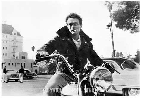 Her Majestys Thunder James Deans Triumph Back From The Grave
