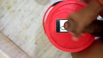 Cumming To The Sexy And Naked Anushka Sharma Fapping On Her Nude Picture Real Xnxx